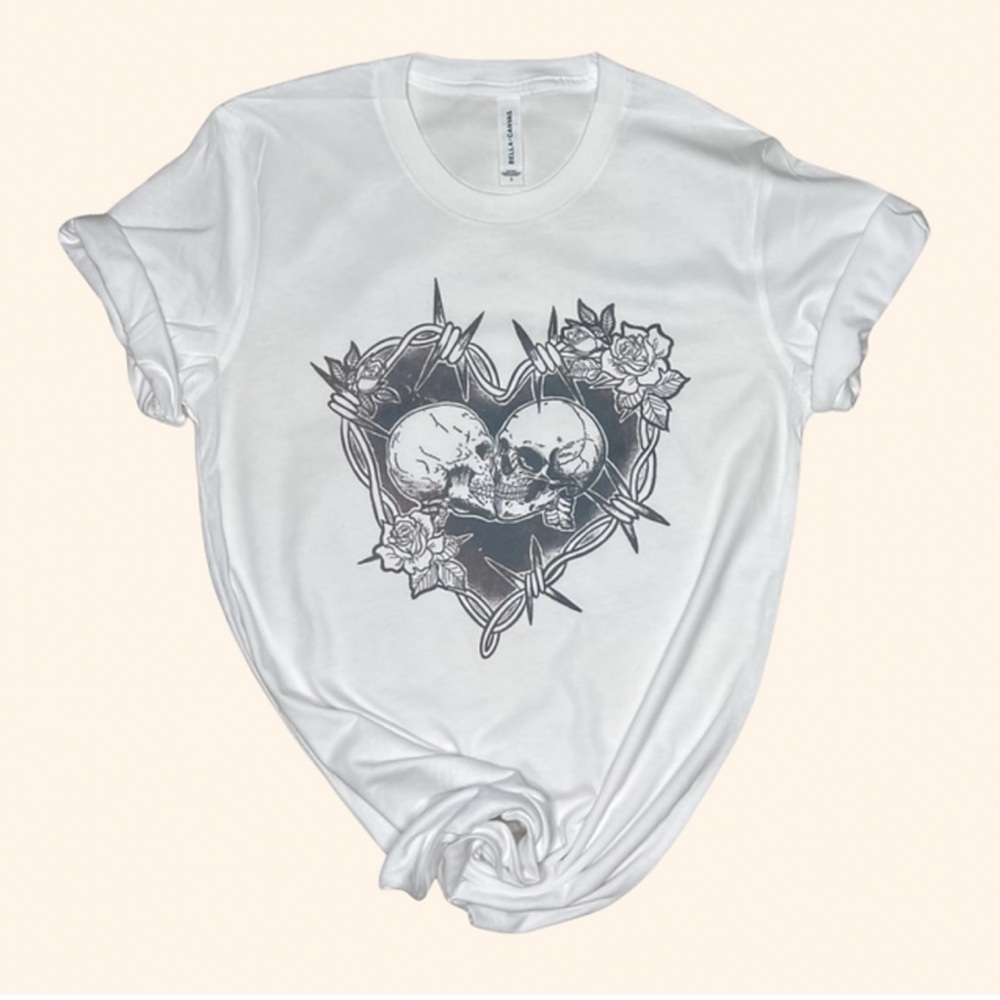 White T-Shirt with Skull and Rose Design
